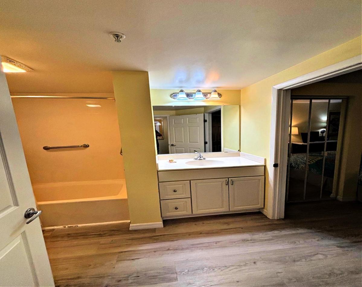 1 Bedroom Direct Oceanfront Condo Wyndham Ocean Walk Resort - Daytona Funland 703 Daytona Beach Ngoại thất bức ảnh